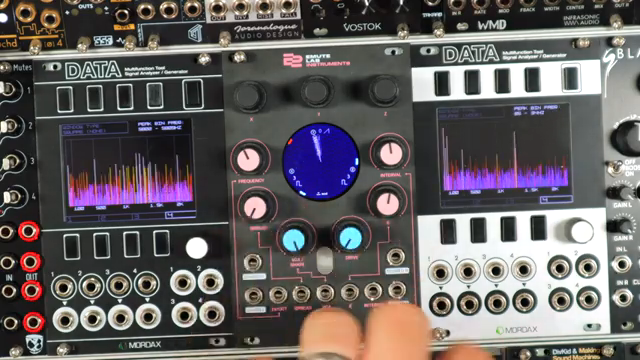 Myriad ist ein Stereo-Eurorack-Multioszillator mit flexiblen Modulationsoptionen, kraftvollen internen Metamodulationssystemen, einem…