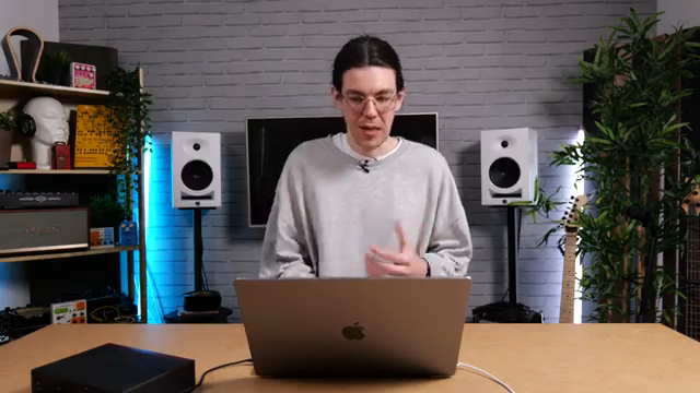 Man kann damit ziemlich interessante Ergebnisse erzielen, besonders im Bereich glitchiger, wiederholender Sounds und rhythmischer Repeats.