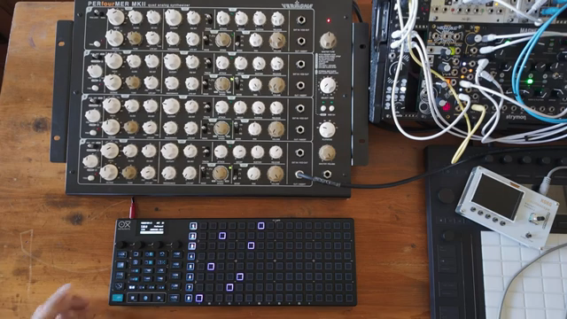 OXI Instruments: Harmonisierung von Lead und Bass mit einem Dummy-Akkord-Sequencer