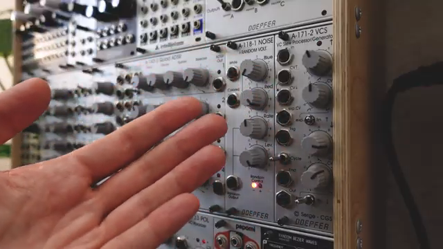 Im Modular sind alle Signale einfach analoge Spannungen – du kannst alles Mögliche verarbeiten, auch das, was eigentlich nicht vorgesehen…