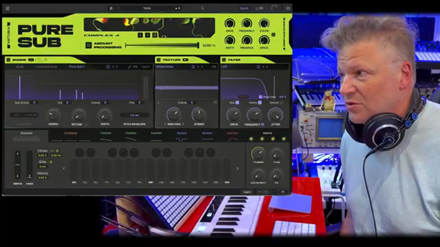 Es ist auch noch etwas anderes. Es ist auch ein Synthesizer. Es kann viel mehr als nur Sub, aber darauf zielt es ab.