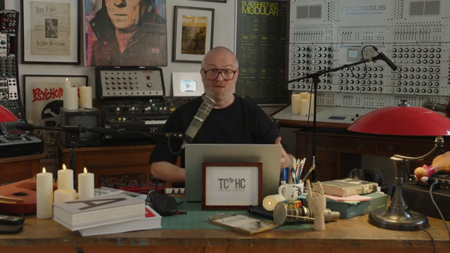 Wir machen sie live, damit Leute dazukommen, Fragen stellen und sogar selbst im Workshop erscheinen können.