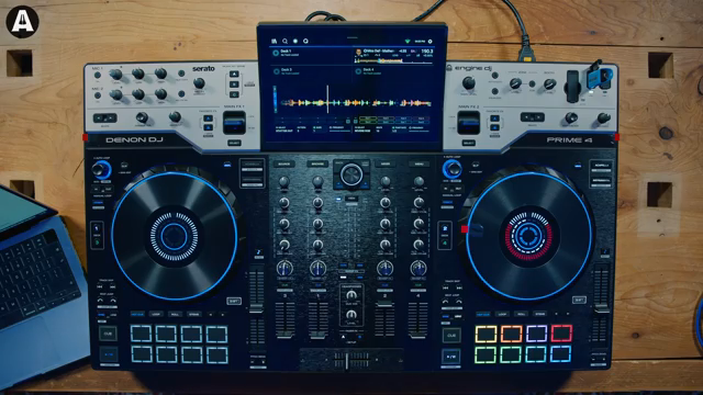 Ich habe noch keinen anderen Controller gesehen, der genau diese Effekt-Kombination im Jogwheel hat.