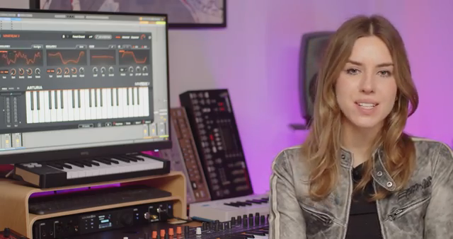 Importiere kurze perkussive Hits oder Vocal-Schnipsel und nutze sie mit den Sample-Engines für rhythmische Texturen.