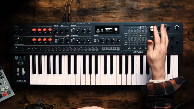 Wenn ich LFO 1 auf der Touch-Matrix auswähle und das Ziel auf Filter FM setze, können wir einfach den Amount hochdrehen.