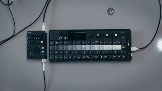 Ich wollte schon immer diesen Drum-Synth machen, und ich finde es wichtig, dass alles Spaß macht – Parameter-Locks, LFOs, das ganze…